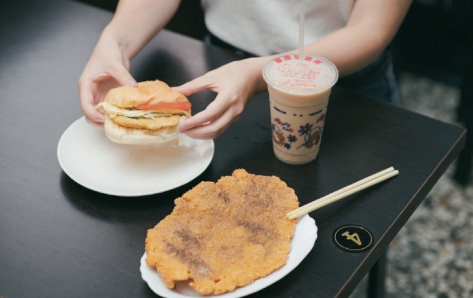 大份量的肉食餐點,裝備青年老少每一天早晨的活力