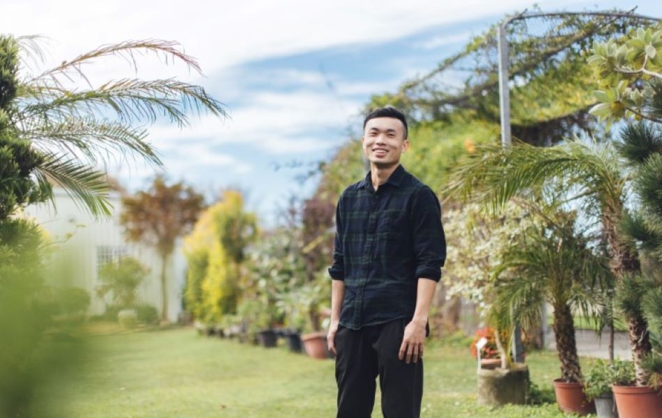 彭瑜景發現家中的園藝事業有轉型的可能,所以返家,以園藝和空間綠化為志業
